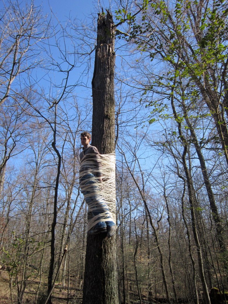 Performance with tree and yarn